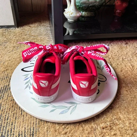 PUMA WOMEN'S BASKET HEART DE
SNEAKERS BOW LACES. - Picture 7 of 17